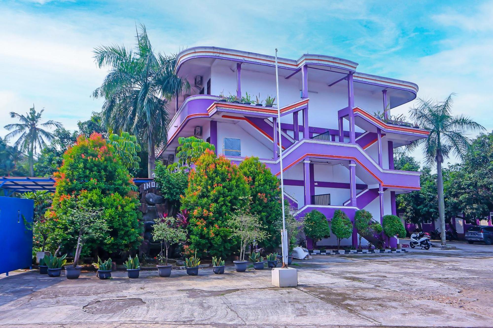 โรงแรมสปอต อิน 3978 ดาเนา อินดาห์ เบกาซิ ภายนอก รูปภาพ